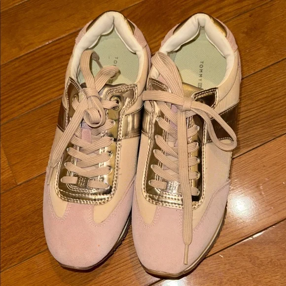 Tommy Hilfiger Women's Metallic Gold and Blush Sneakers - Picture 1 of 5